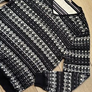 Mark Fairwhale Printed V Neck Sweater Womens L Whimsigoth Sparkle Witchy